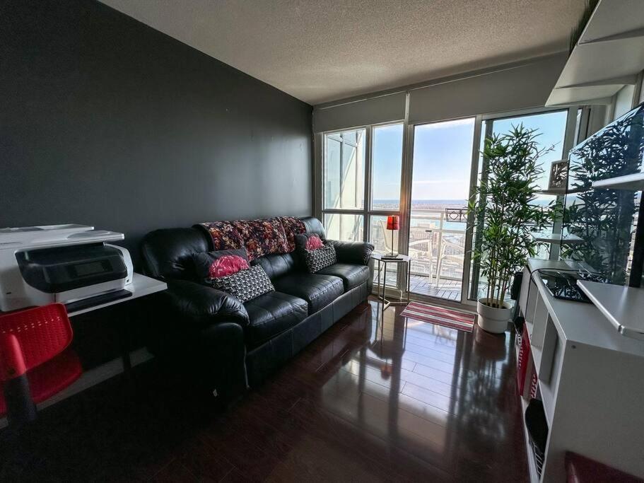 Comfort Two Beds Suite By Cn Tower Rogers Centre Plus Free Parking Toronto Extérieur photo
