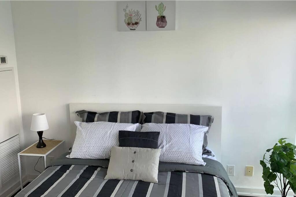 Comfort Two Beds Suite By Cn Tower Rogers Centre Plus Free Parking Toronto Extérieur photo